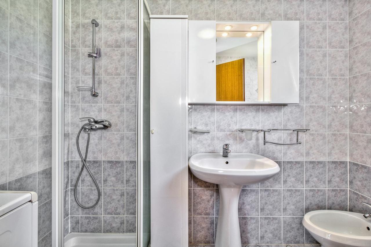 Lana House With Apartment Petrovija ภายนอก รูปภาพ