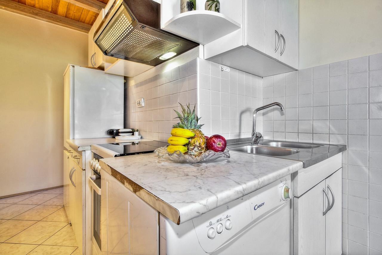 Lana House With Apartment Petrovija ภายนอก รูปภาพ