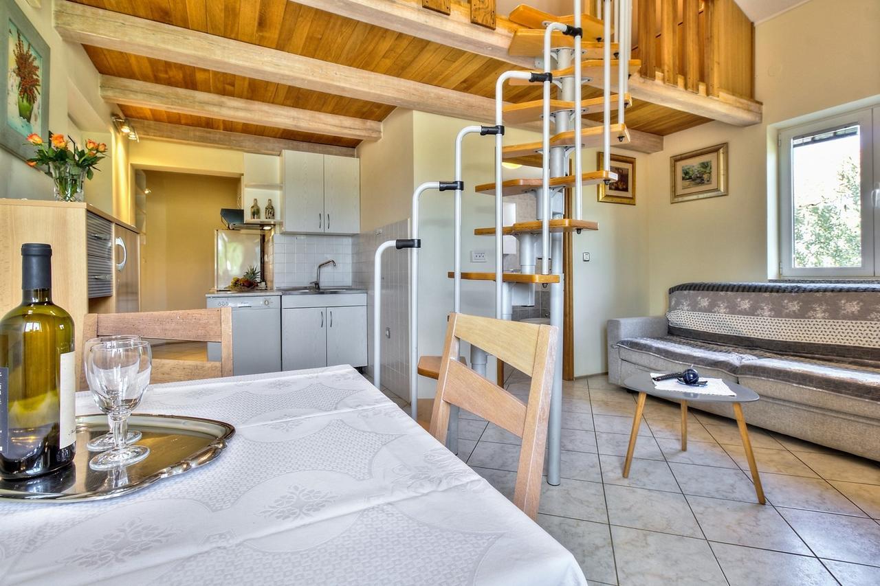 Lana House With Apartment Petrovija ภายนอก รูปภาพ
