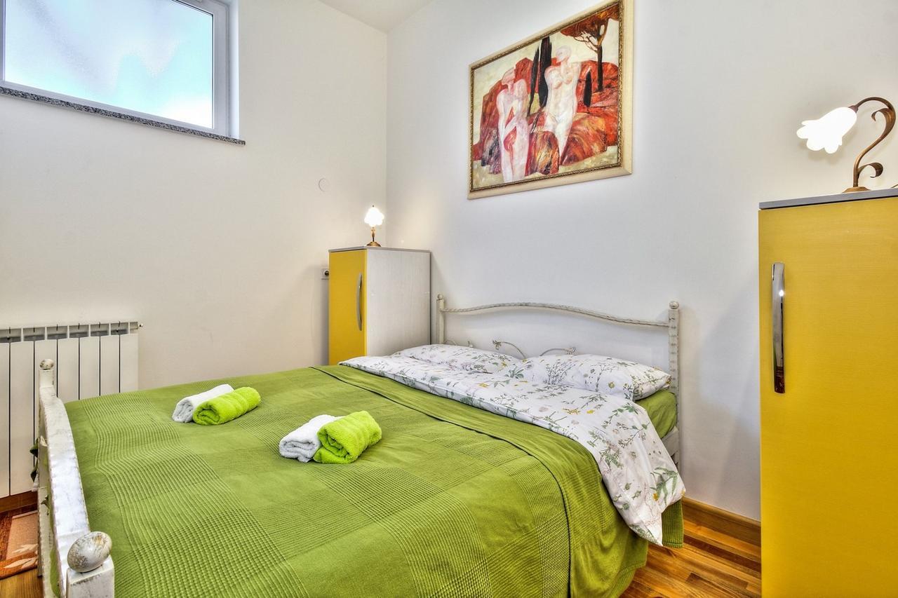Lana House With Apartment Petrovija ภายนอก รูปภาพ